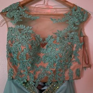 Two piece prom dress, great condition, worn once, size 1/2